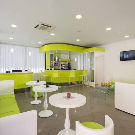 רימיני Hotel Scarlet מראה חיצוני תמונה