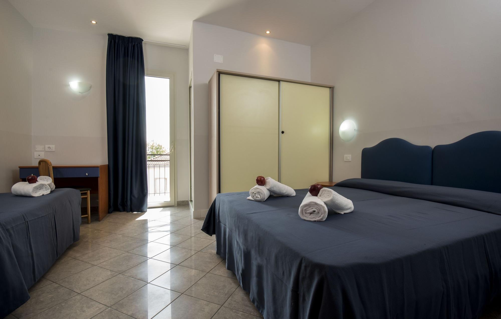 רימיני Hotel Scarlet מראה חיצוני תמונה
