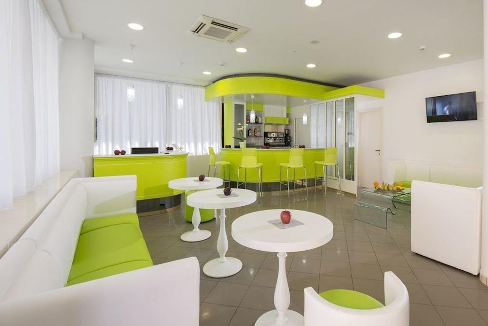 רימיני Hotel Scarlet מראה חיצוני תמונה