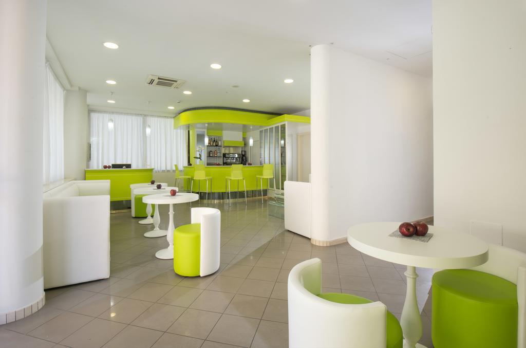 רימיני Hotel Scarlet מראה חיצוני תמונה